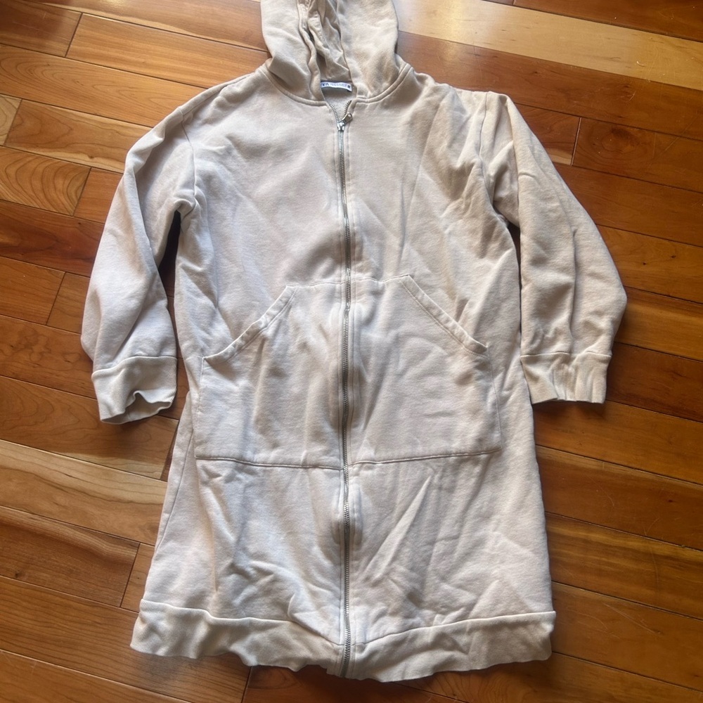 Zara Cream Hooded full length zip up Sweater